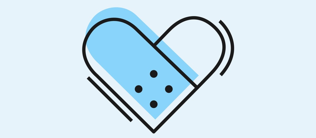 Ett blått hjärta med en svart kontur på en ljusblå bakgrund.